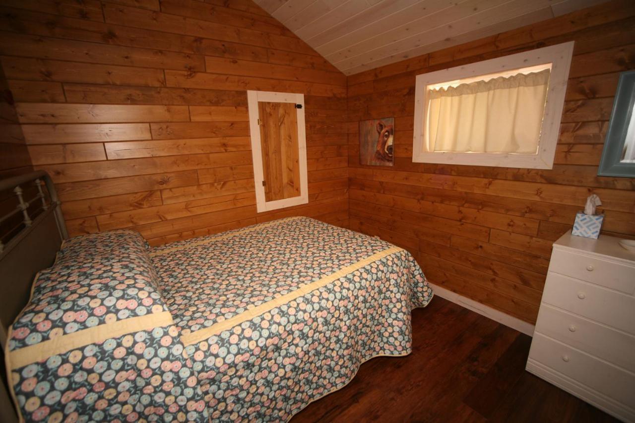 Deerwood Resort - Whippoorwill Cabin Land O'Lakes Zewnętrze zdjęcie